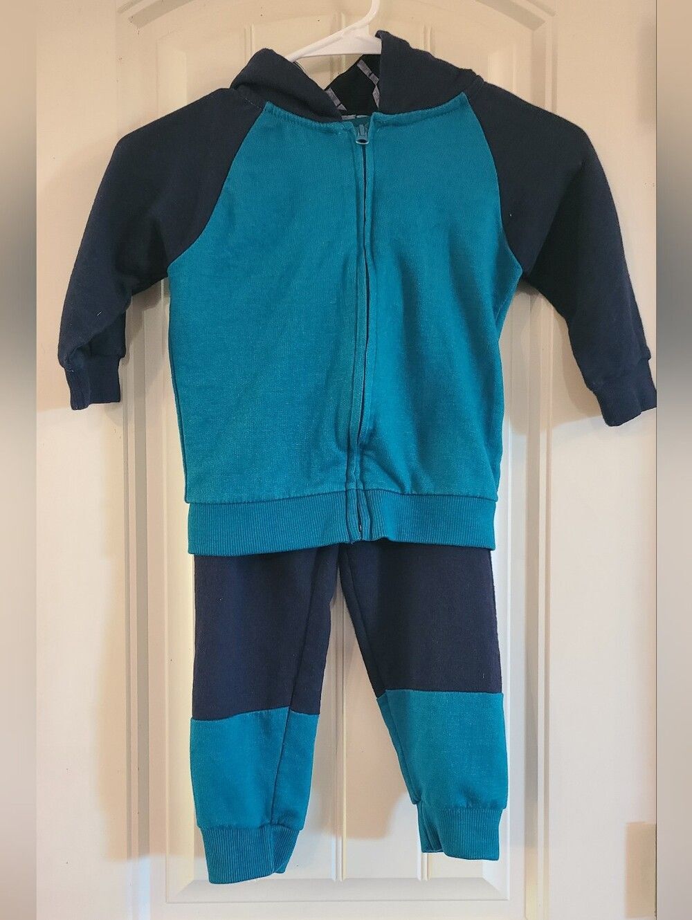 Huntington BC Surf Team Kids Two-Tone Teal and Navy Zip Hoodie Jogger Set 4T